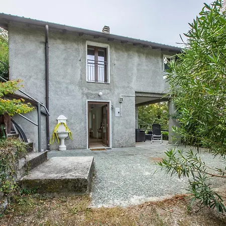 L'ago Di Pino I Vista Di